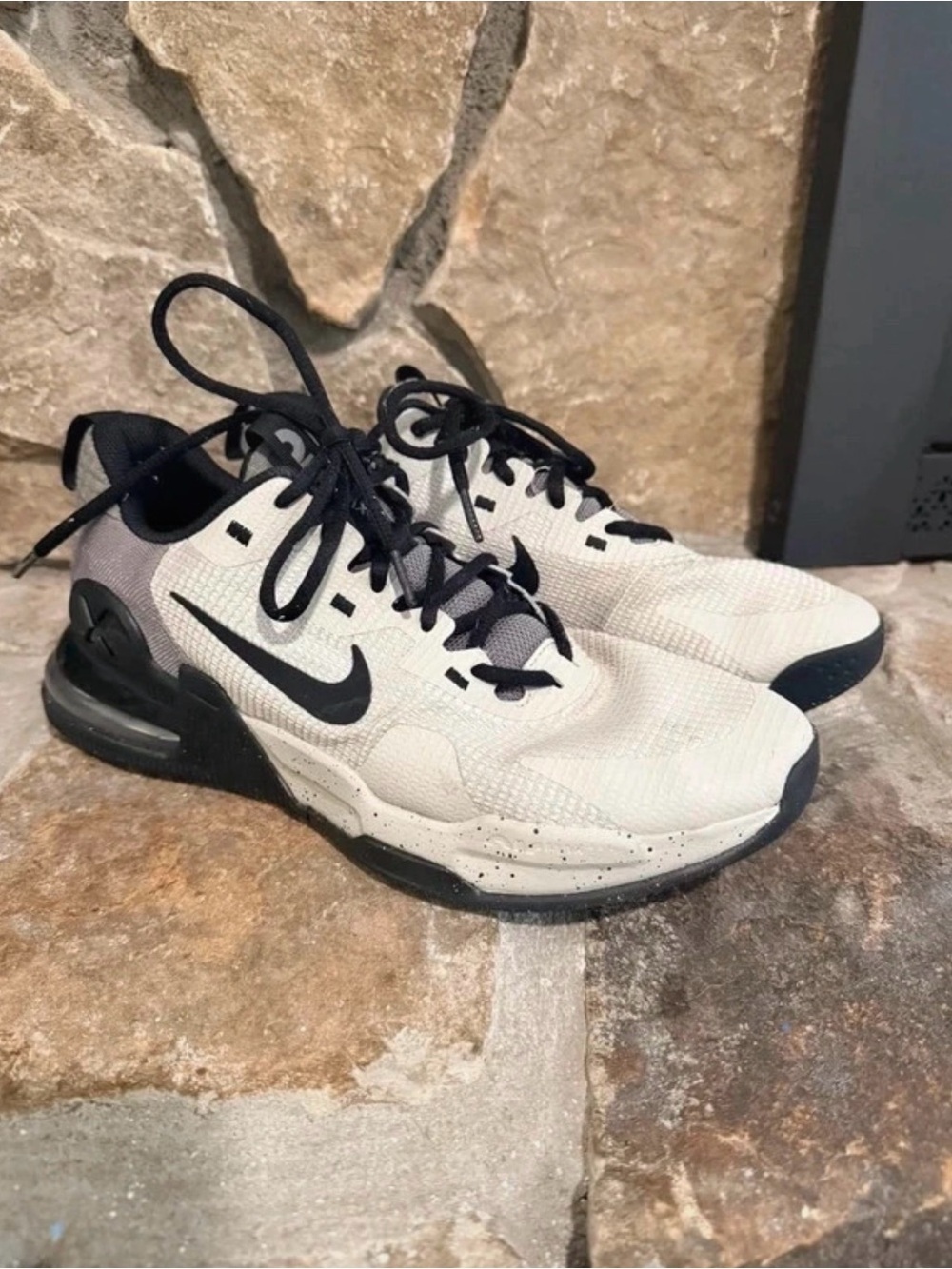 Nike Air Max Alpha Trainer 5 Athletic Shoes White & Black US 9